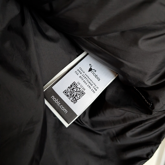 Nobis Heather Black Vale Down Vest Large - Picture 5 of 11